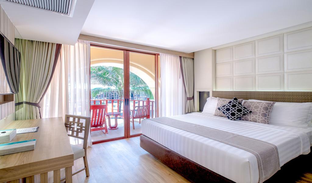 सहारा Phuket Graceland And Patong